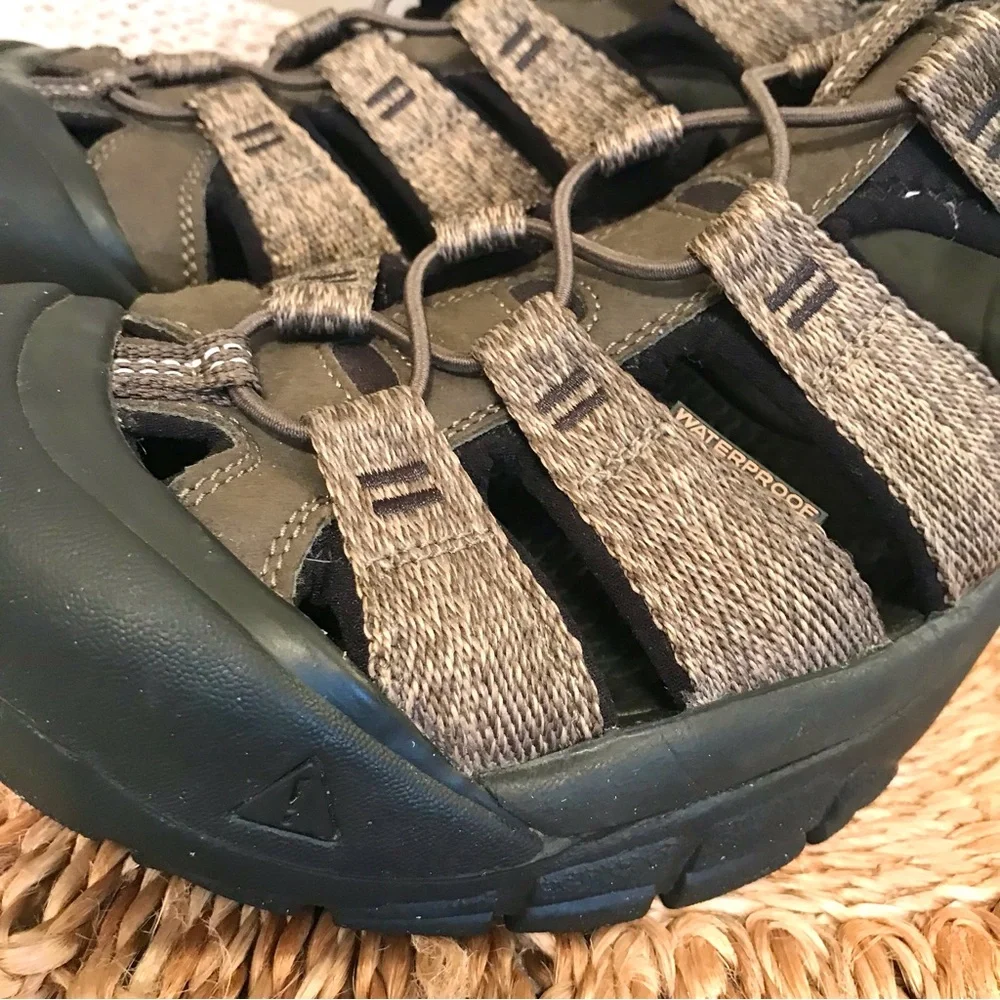 Keen Men’s Newport H2 Sandal